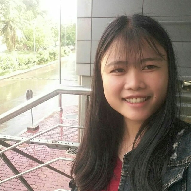 Hourn Putthavy: Internship – (Good communication, Teamwork and commitment)