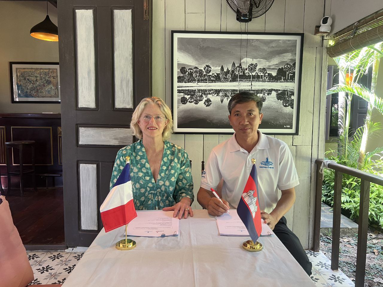 Project agreement with HAMAP for Humanitaire